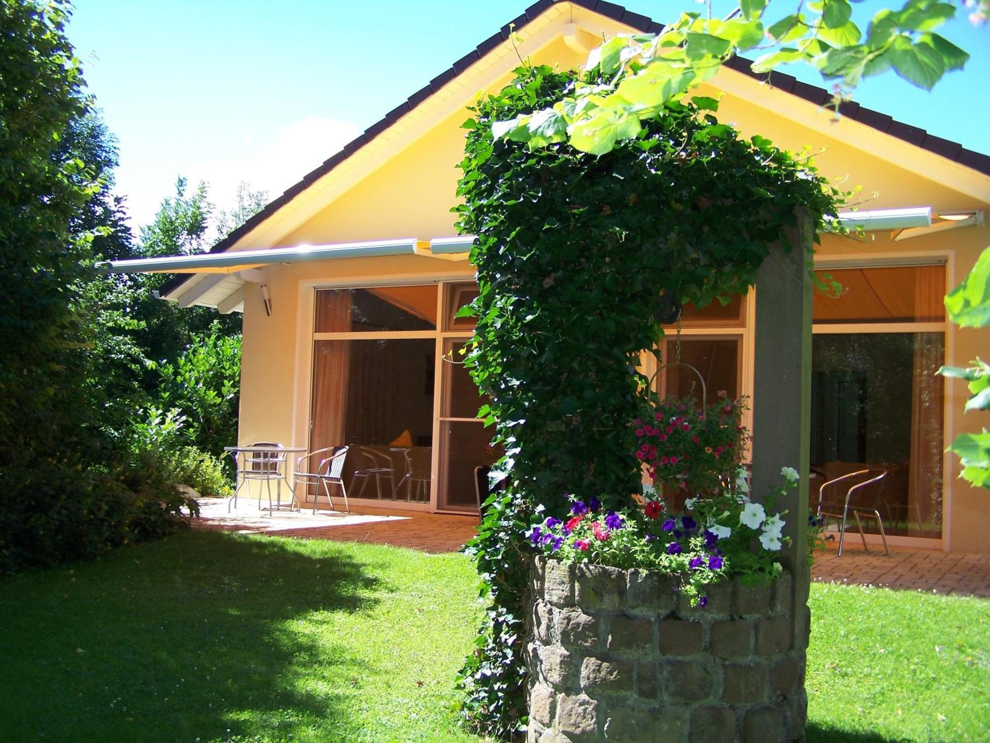 Badische Landoase Aparthotel Kehl Ngoại thất bức ảnh